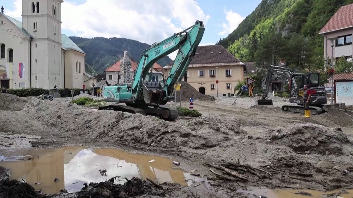 Slovinsku chybí pitná voda, povodně přetekly do Chorvatska